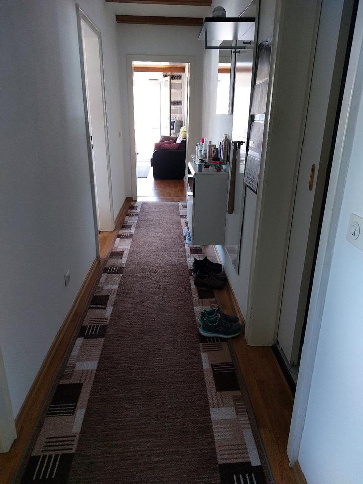 Thumbnail-Lotte: 2 Zimmer, Küche, Bad, Abstellraum, Balkon, Einstellplatz