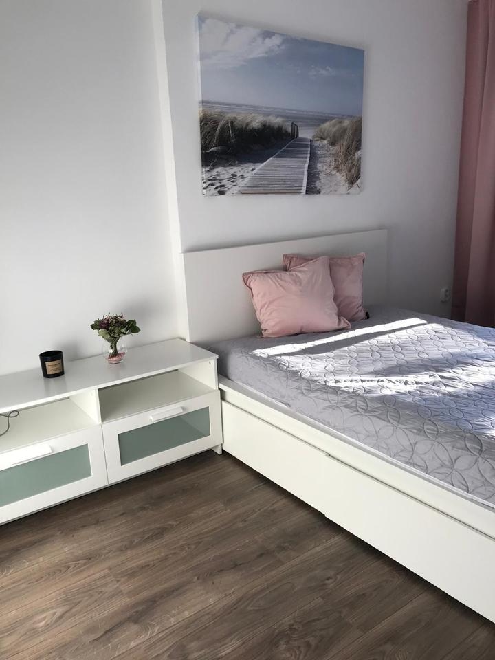 Thumbnail-WG-Zimmer ab sofort für 1, 2 oder 3 Monate verfügbar