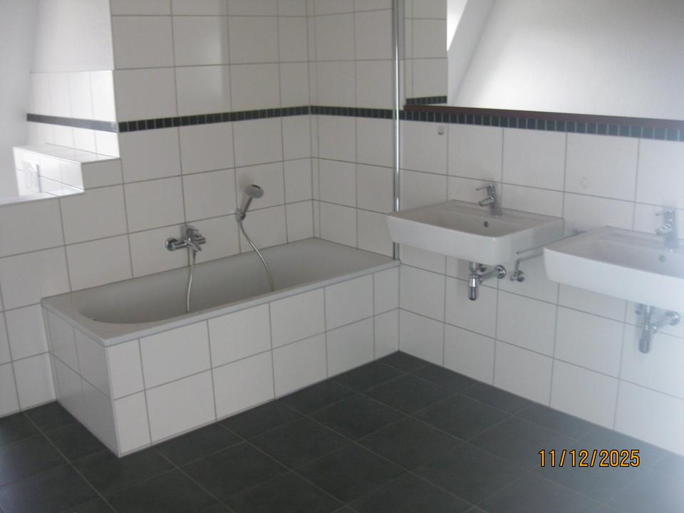 Thumbnail-4-Zimmerwohnung, 3.OG, Wuppertal Heckinghausen, provisionsfrei.