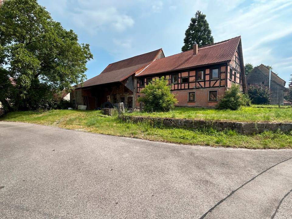 Thumbnail-Landwirtschaftliches Anwesen, Hofstelle