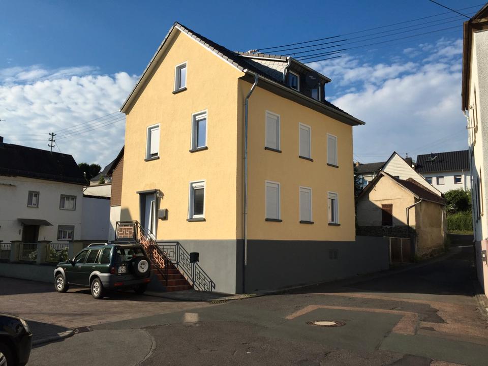 Thumbnail-Schönes geräumiges Einfamilienhaus in RunkelSteeden zu verkaufen