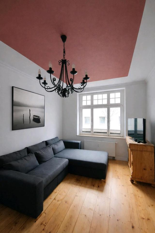 Thumbnail-3-Raum-Wohnung mit Charakter, Altlindenau, zu vermieten teilmöbl.