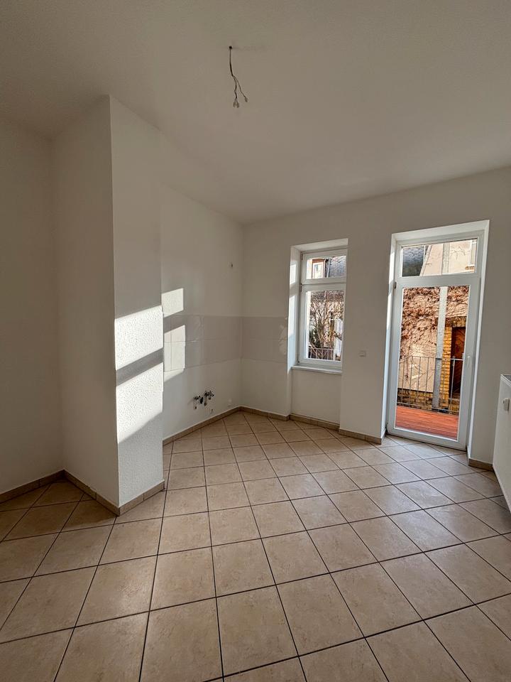 Thumbnail-helle 2-Zimmerwohnung mit Balkon in Lindenau