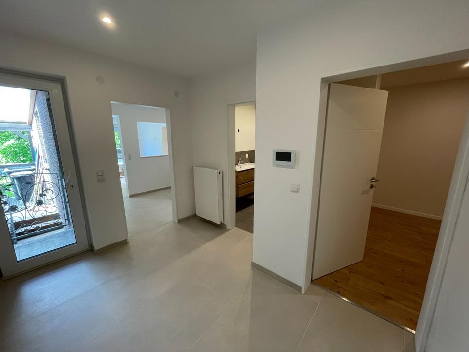 Thumbnail-4-Zimmer Wohnung in Heimersheim mit Garten und Hof