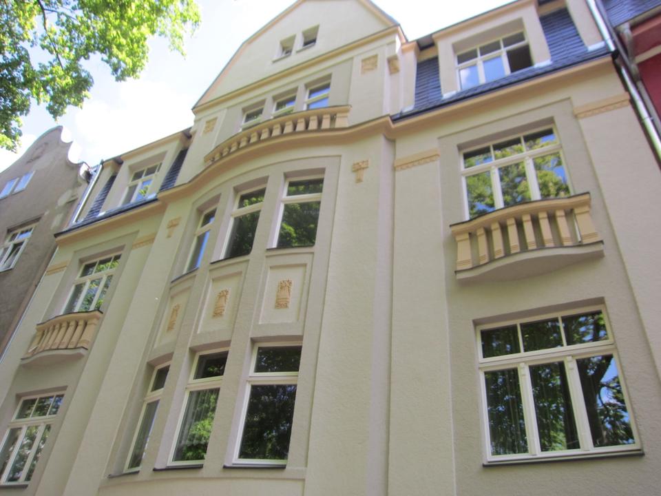 Thumbnail-Etagenwohnung im Jugendstilhaus, teilmöbliert, WG-geeignet, Greiz