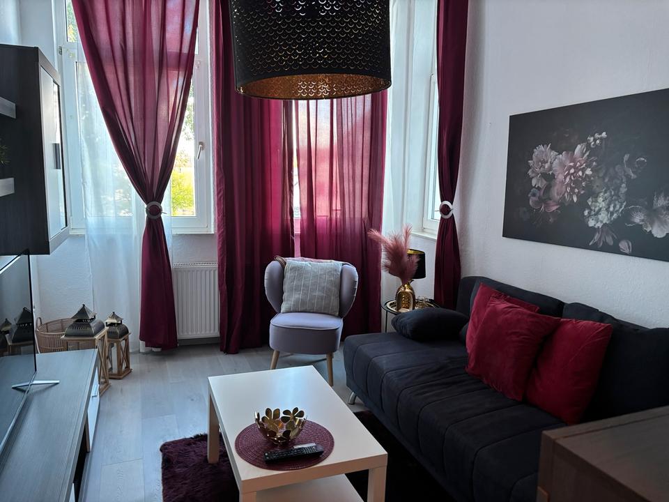 Thumbnail-Voll möblierte 2 Zimmer Wohnung mit Stellplatz