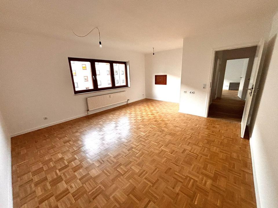 Thumbnail-Charmante 2-Zimmer-Wohnung mit Aufzug und eigenem Stellplatz