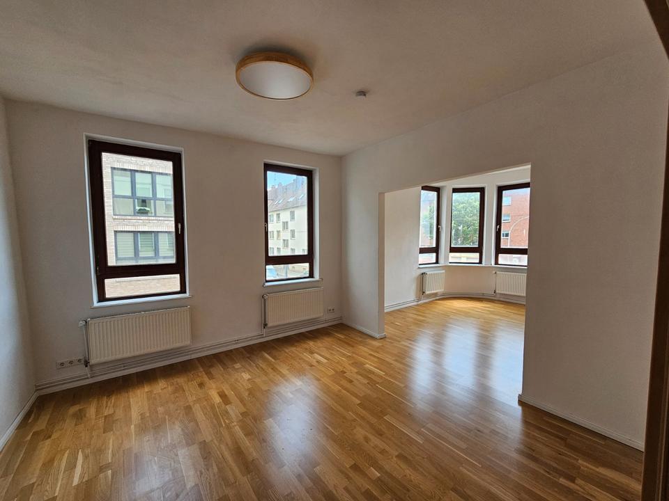 Thumbnail-Attraktive, frisch renovierte 2,5 Zi-Wohnung mit Loggia,BHV-Mitte