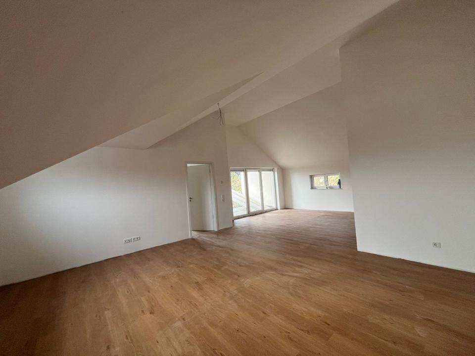 Thumbnail-Exklusive 3,5-Zimmer Wohnung mit Loggia und 138qm Wohnfläche