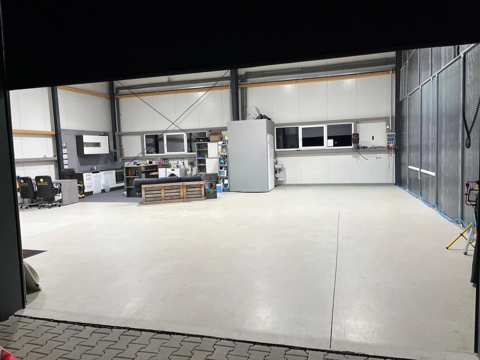 Thumbnail-Gewerbehalle