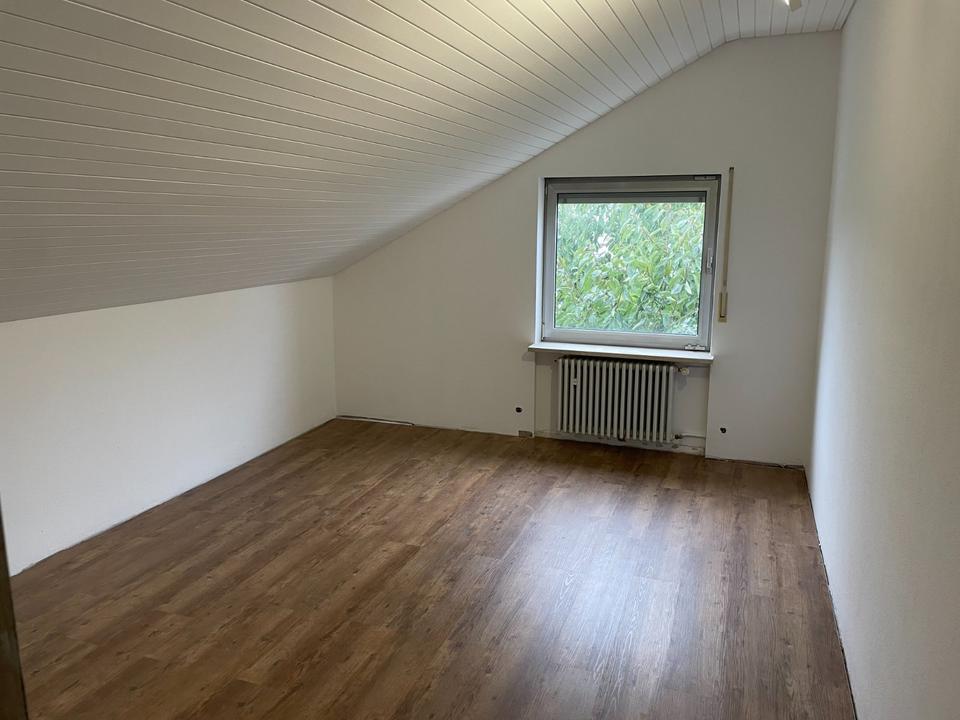 Thumbnail-Erstbezug nach Sanierung: Helles WG-Zimmer in moderner Stadtvilla