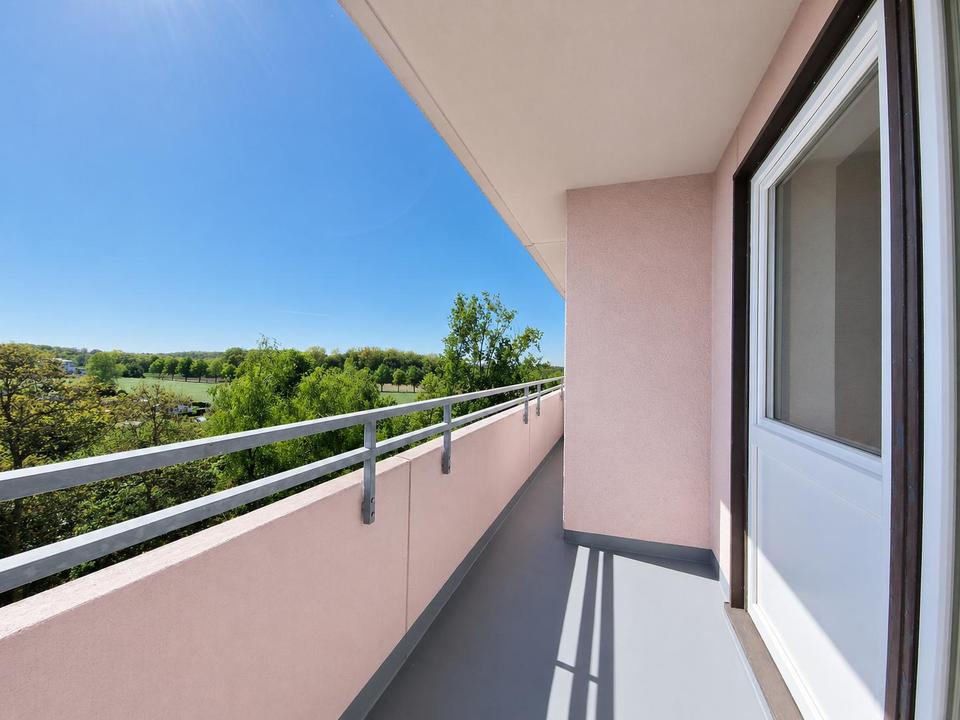 Thumbnail-Modernes Wohnen mit Fernblick - renovierte 2-Zimmer-Wohnung in Kley!