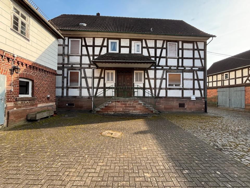 Thumbnail-Charmanter Vierseitenhof mit Garten in 35085 Ebsdorfergrund