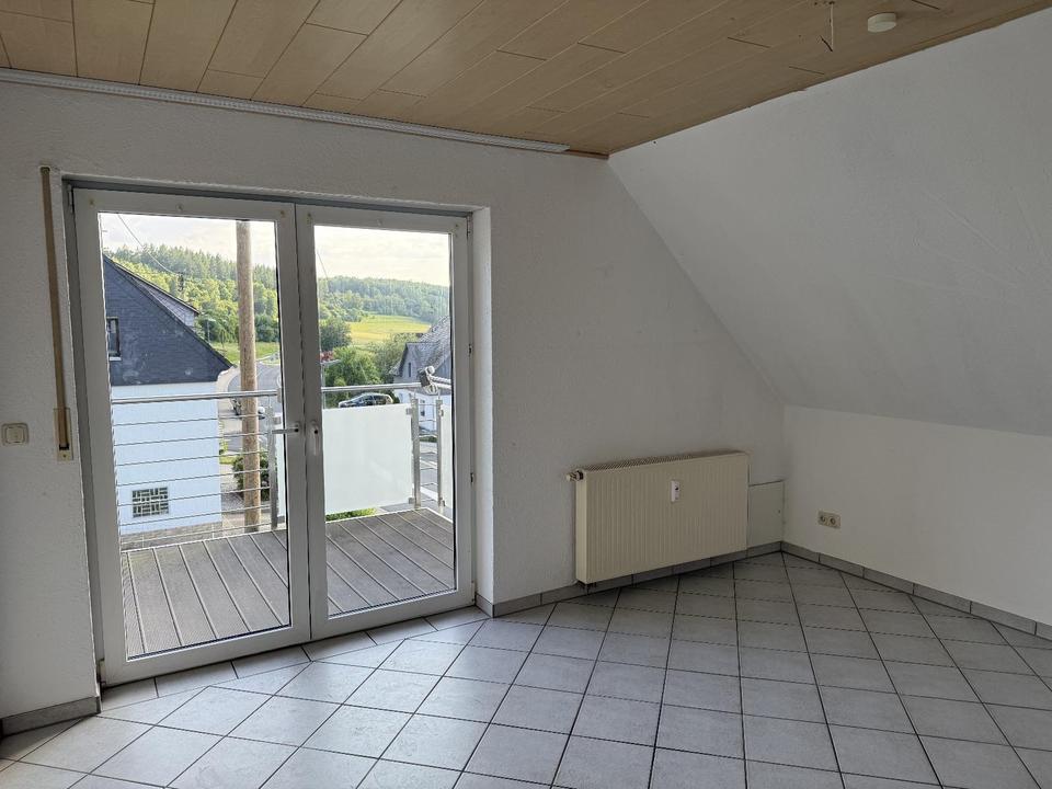 Thumbnail-7-Zimmer Maisonette-Wohnung