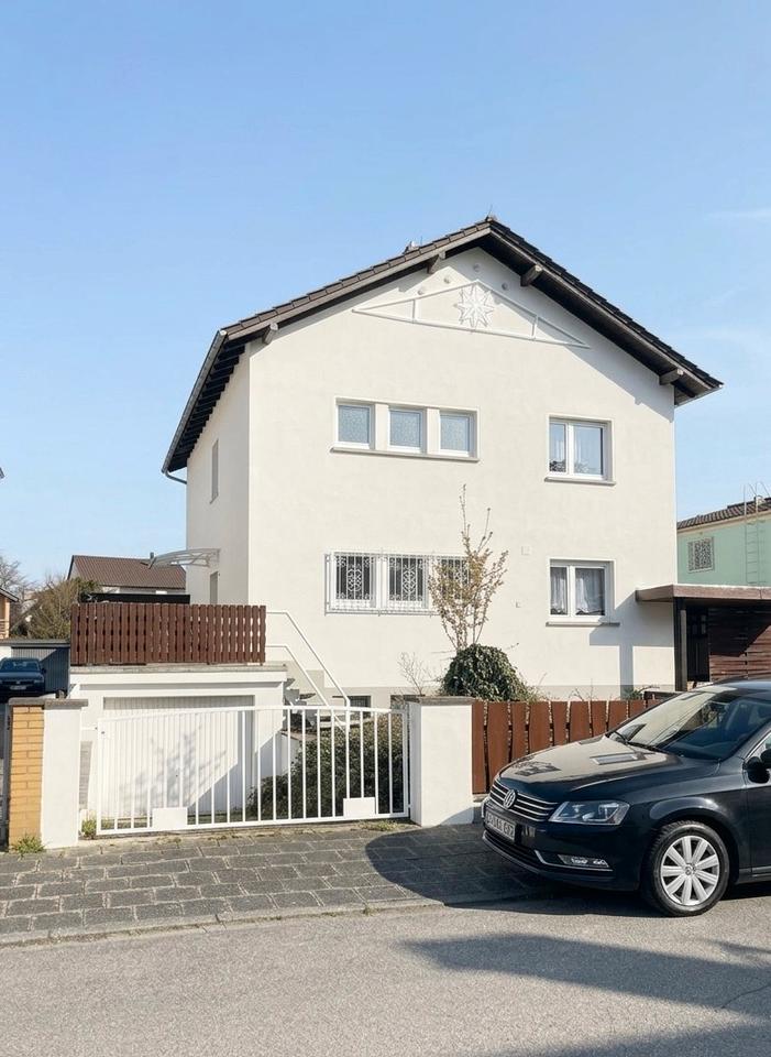 Thumbnail-Freistehende Einfamilienhaus