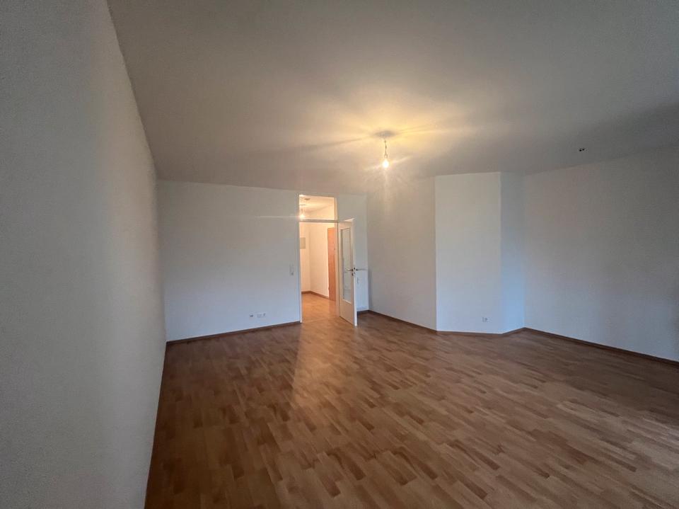 Thumbnail-Terassenwohnung 2 Zimmer zur Miete in Langenfeld