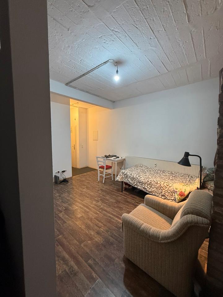 Thumbnail-Nachmieter für teilmöbilierte Einzimmerwohnung