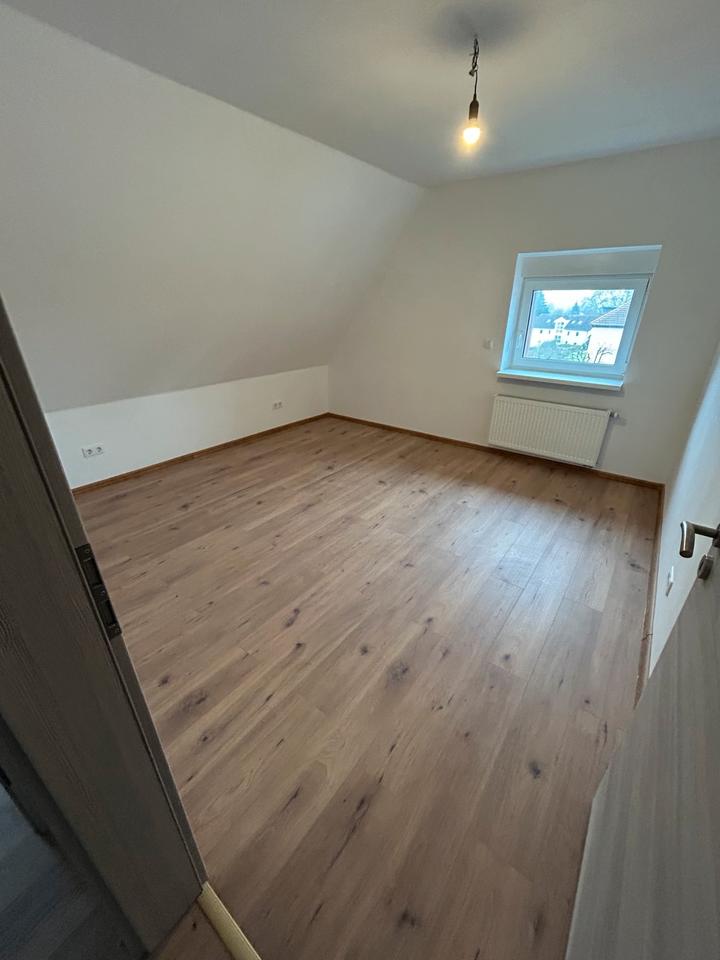 Thumbnail-Wohnung zum vermieten im Dachgeschoss