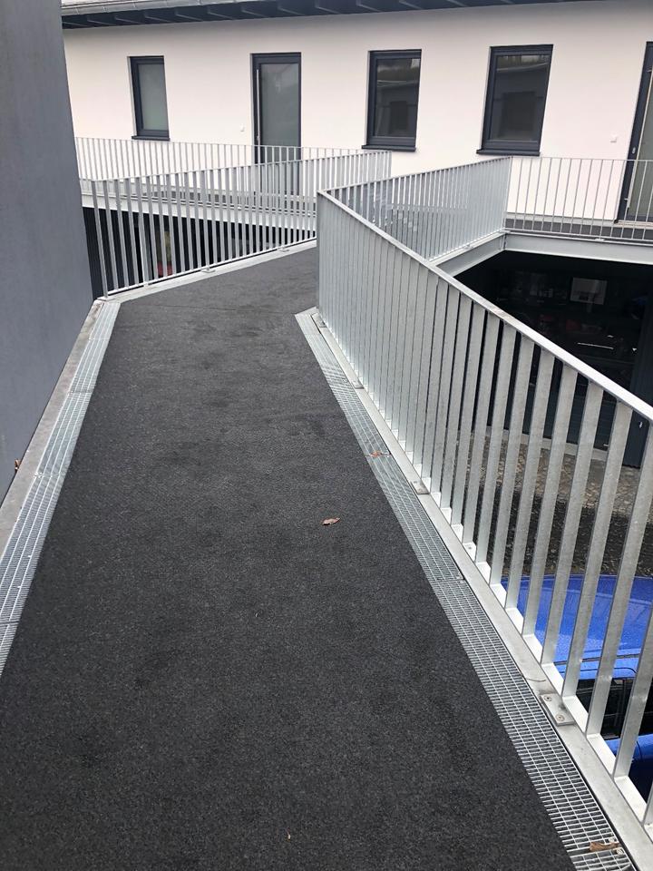 Thumbnail-3 Zi. Whg mit EBK, Hauswirtschaftsraum und Balkon