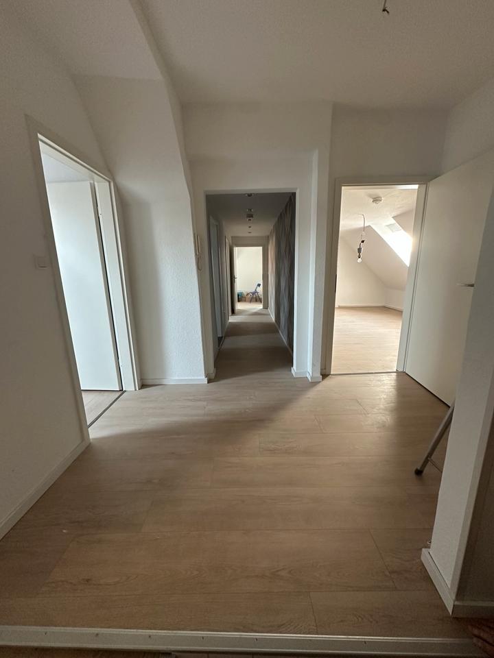 Thumbnail-Mietwohnung 3 12 ZimmerKücheBadezimmer Bad Gandersheim