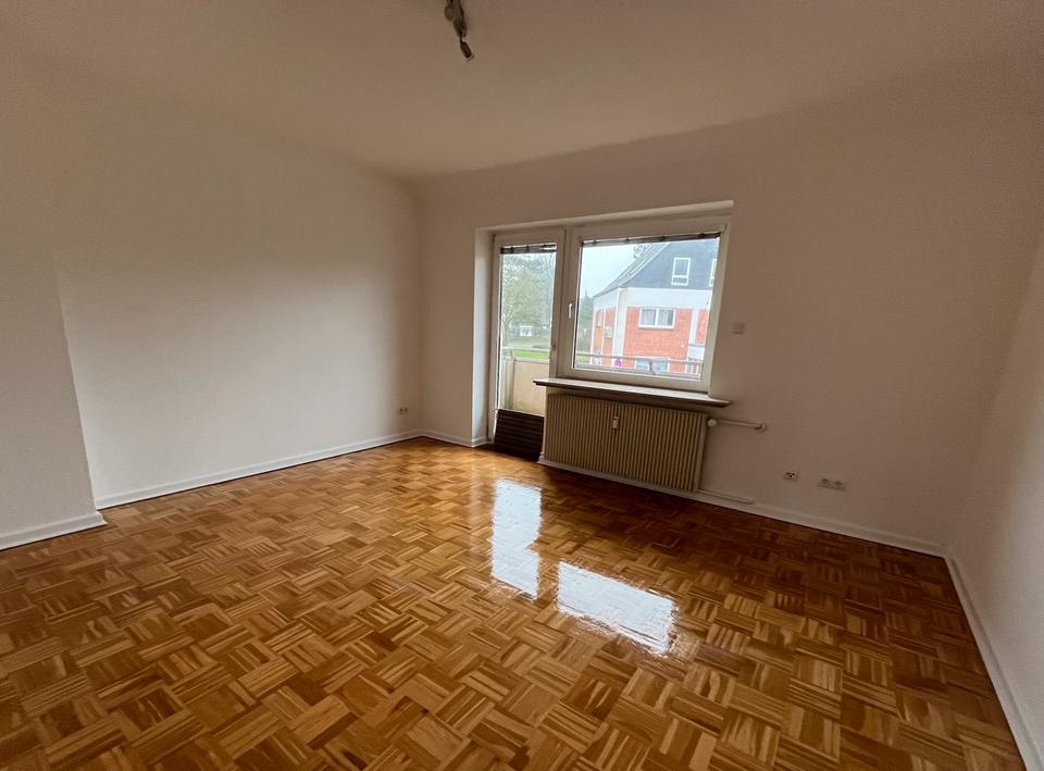Thumbnail-Helle 2-Zi-Wohnung mit Balkon im 1. OG in Schleswig, Erikstraße 8