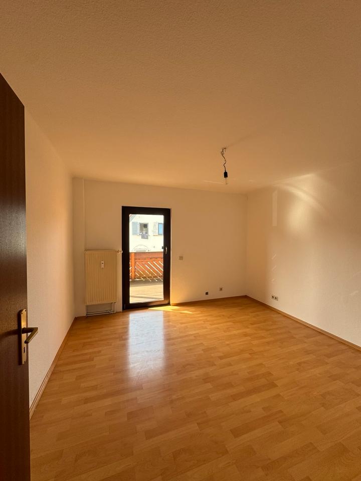 Thumbnail-Schöne 2-ZKB-Wohnung mit großem Balkon in Bad Bergzabern