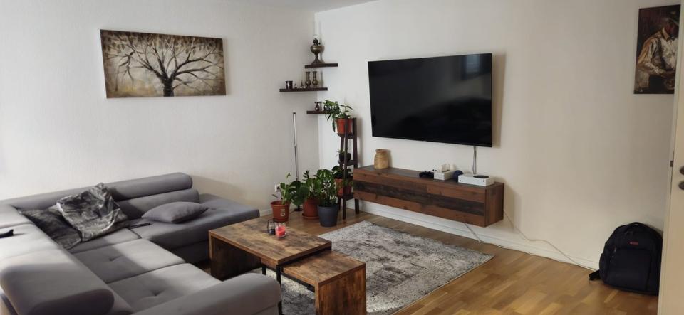 Thumbnail-2-Zi Wohnung mit Balkon und Stellplatz in Stuttgart Nord