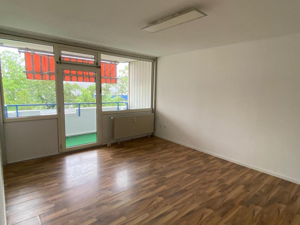 Thumbnail-Helle 4-Zimmer Wohnung mit Balkon und Stellplatz