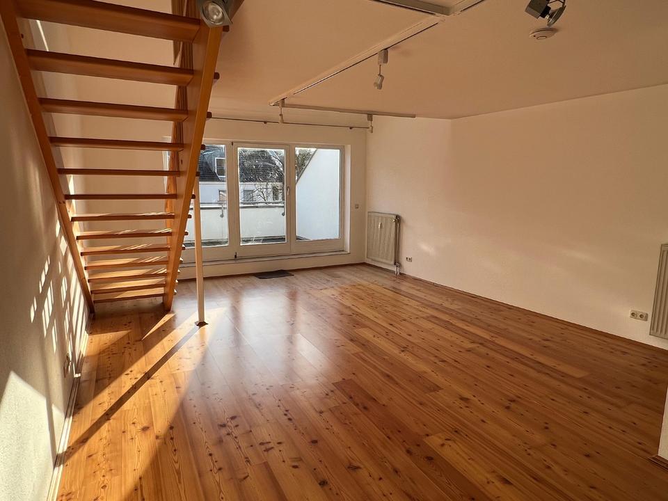 Thumbnail-Charmante 3- Zimmer Masionette mit Balkon in Aschaffenburg-Damm