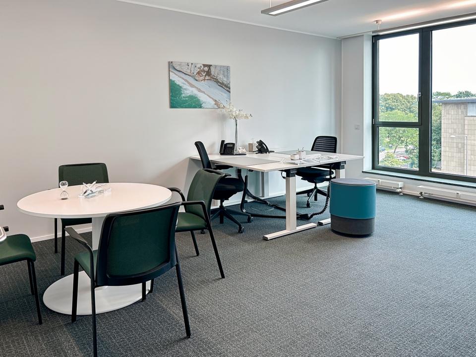 Thumbnail-Privater Büroraum für 5 Person in Regus Colonius Carré