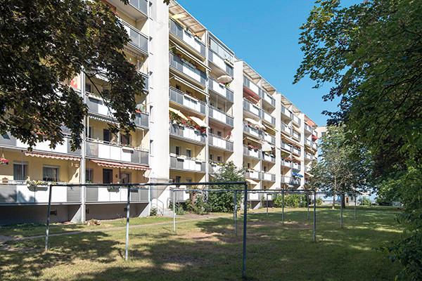 Thumbnail-Wir sanieren: 4-Zimmerwohnung in oberster Etage mit Aufzug!