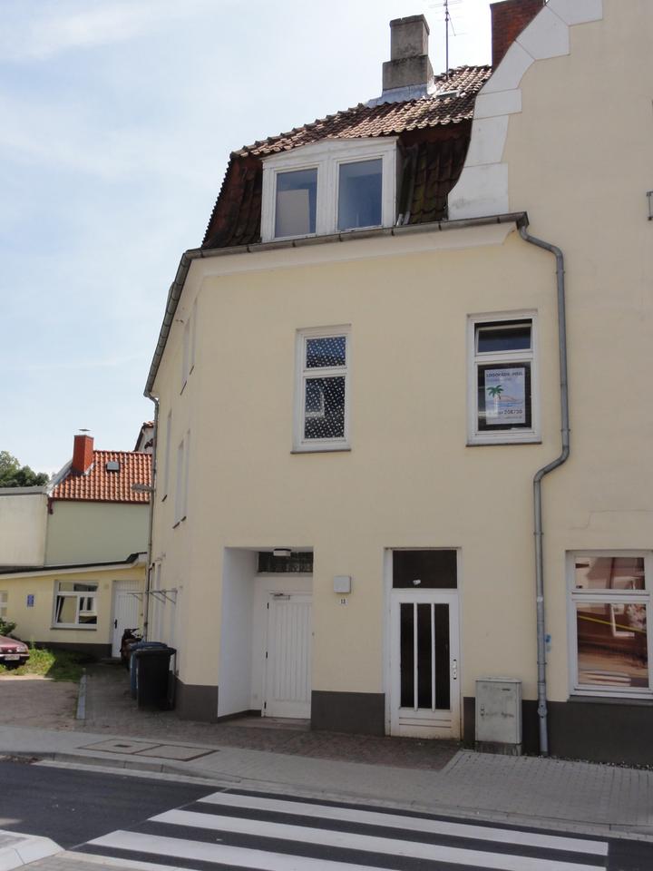 Thumbnail-Reinfeld: Zentrale Stadtlage, 2-Zim. Wohnung 1.OG mit Balkon