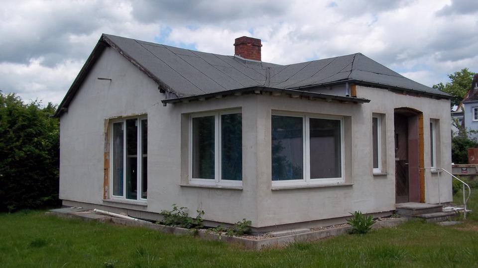 Thumbnail-Zentrale ruh Lage Bungalow 2,5 Zi zum fertigstellen Gartengrundst