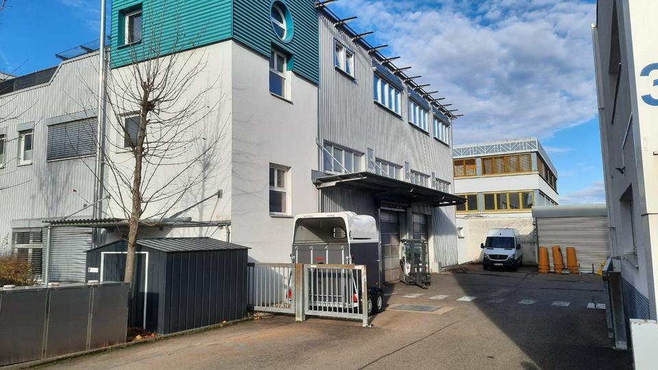 Thumbnail-Werkstatt Halle Lager Industriegebäude