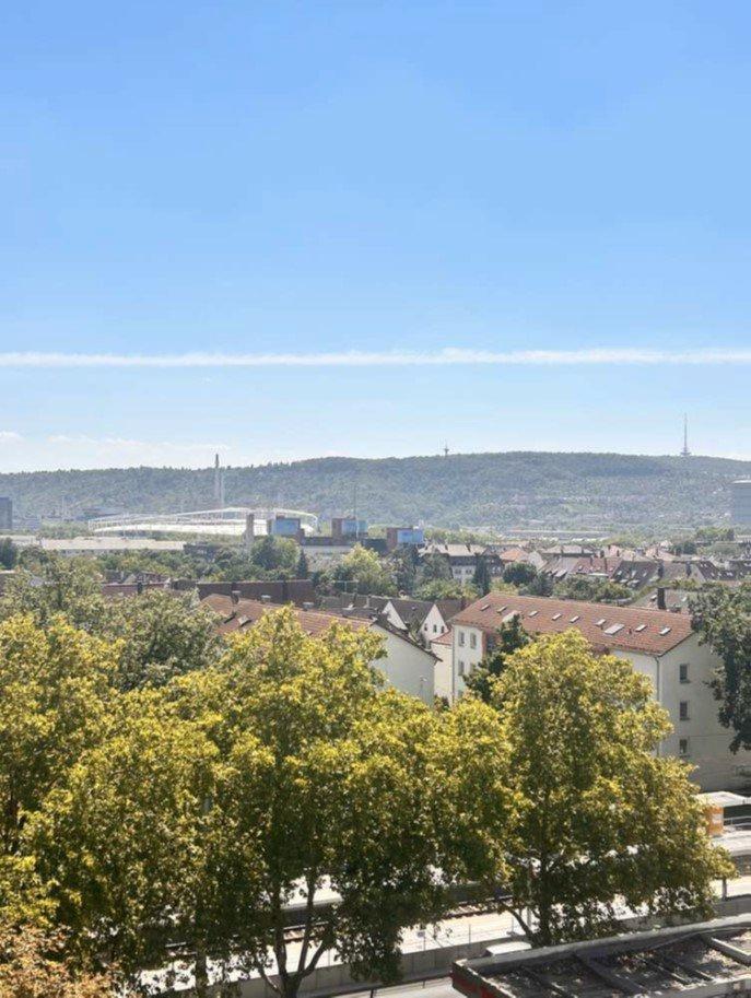 Thumbnail-Helle 2,5-3,5 Zimmer DG-Wohnung mit traumhaften Ausblick