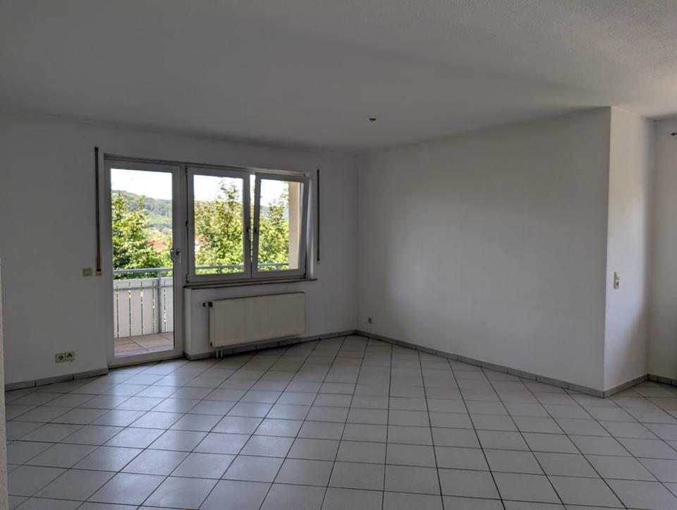 Thumbnail-Charmante 3 Zimmer Wohnung in Ortsrandlage mit neuer EBK