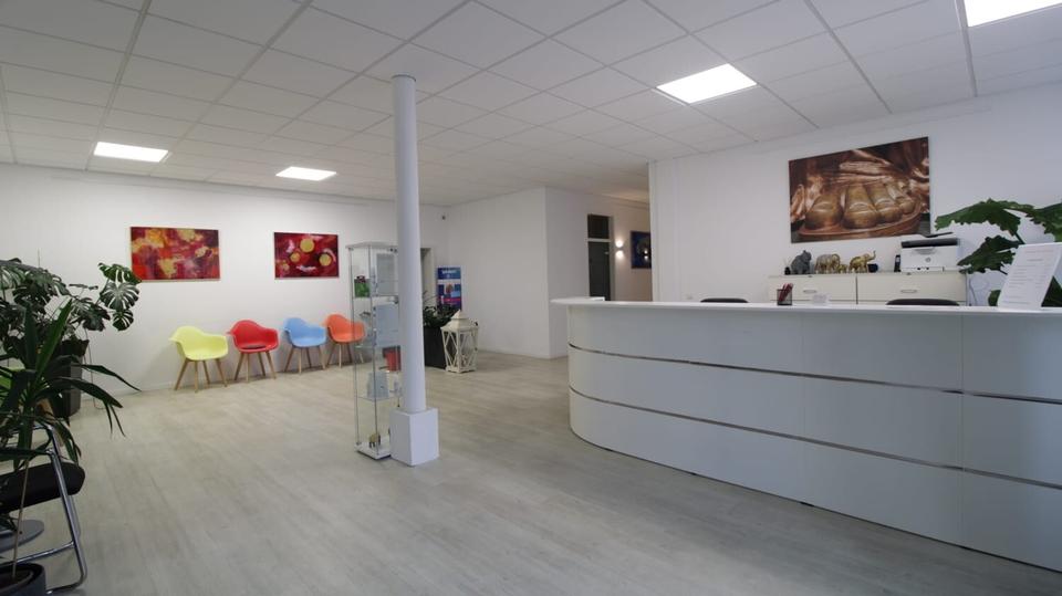 Thumbnail-Großzügige Büro- Praxisfläche Geschäftsräume Agentur zu vermieten