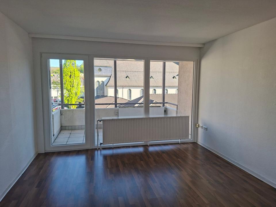 Thumbnail-Schöne 2-3 ZBK Wohnung zu vermieten, in zentraler Lage in Siegen