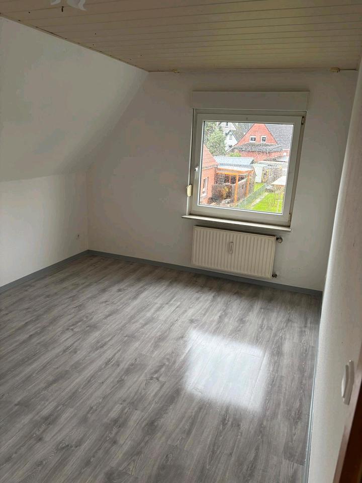 Thumbnail-Emden - Borssum 3 Zi.Wohnung im Zweifamilienhaus zu vermieten