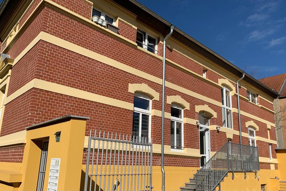 Thumbnail-Geräumige 2-Raum-Erdgeschosswohnung