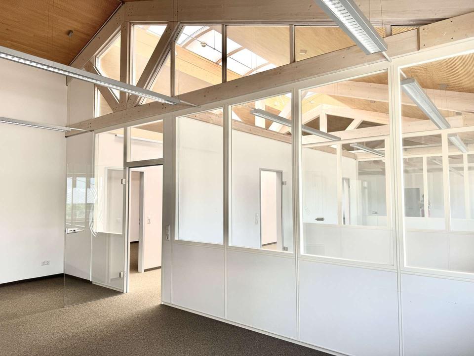 Thumbnail-Lichtdurchflutetes, modernes & Büro mit Glas & Holz in Meßkirch