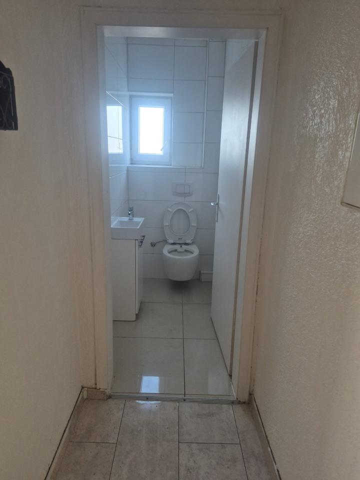 Thumbnail-Zweifamilienhaus mit 7 Zimmern und Garage in Rangendingen PROVISI