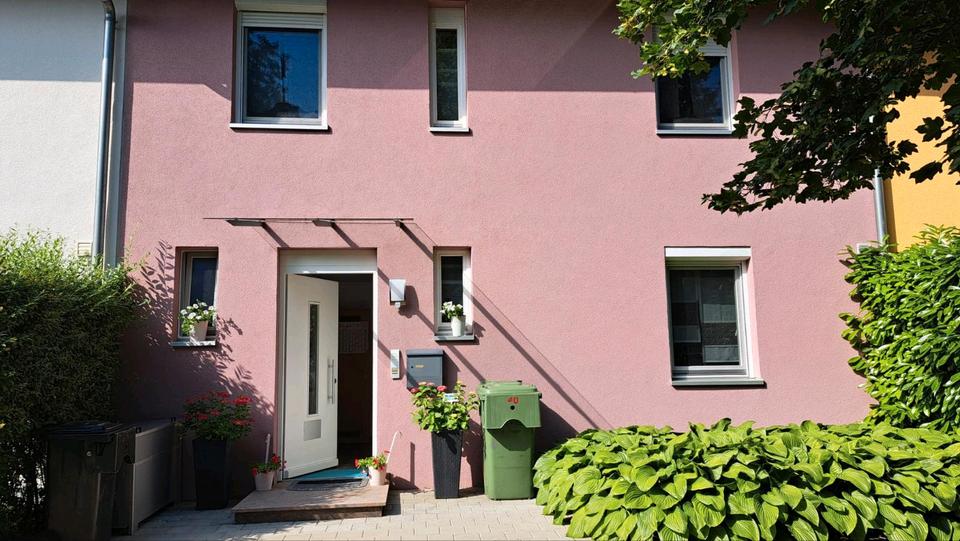 Thumbnail-Niedrigenergie Reihenmittelhaus. in Lahr Langenwinkel.