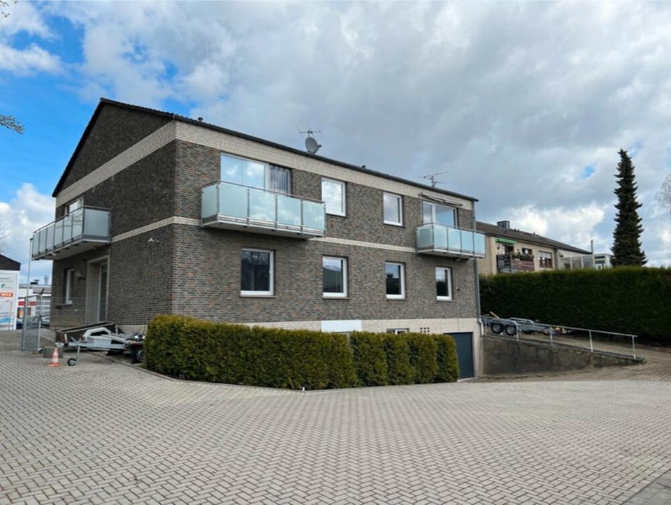 Thumbnail-Mehrfamilienhaus mit Büroeinheit in MG-Wickrath zu verkaufen