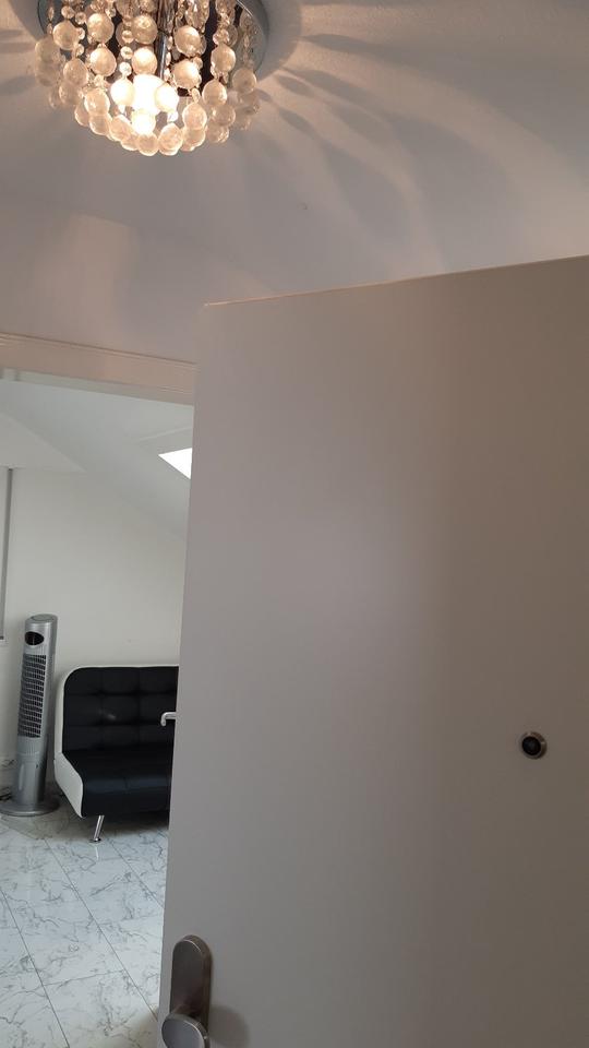 Thumbnail-2,5-Zimmerwohnung in guter Lage in Stuttgart mit Autostellplatz