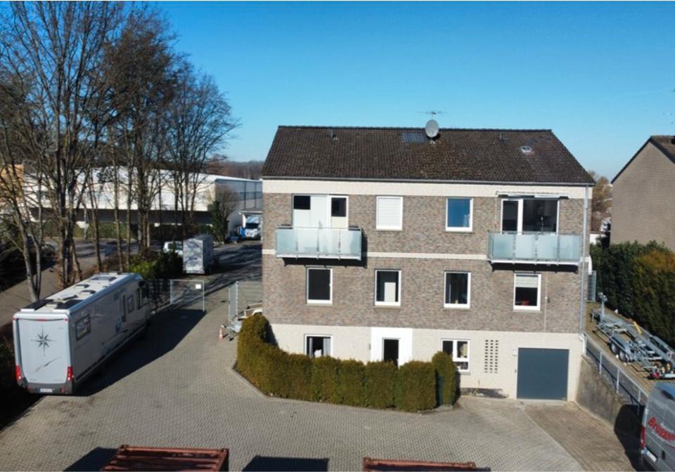 Thumbnail-Kapitalanleger - Mehrfamilienhaus mit Büroeinheit zu verkaufen