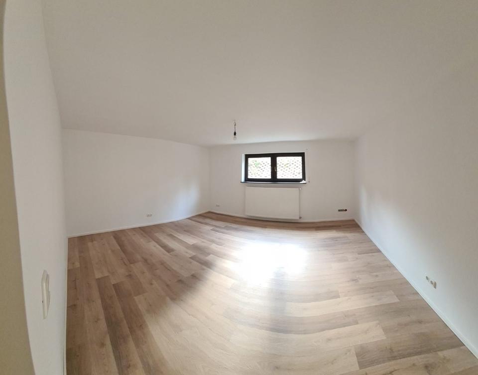 Thumbnail-Longuich – frisch renov. 2 Zimmer Whg, UG, ruhige Lage (1 Person)