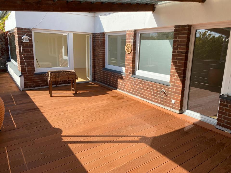 Thumbnail-Moderne 4-Zimmer-Wohnung mit Dachterrasse in zentraler Innenstadt