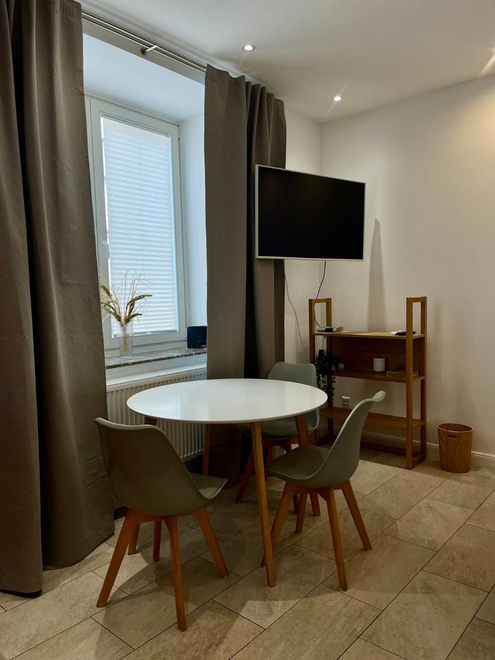 Thumbnail-Möbliertes Apartment mit Terrasse in Hannover-Hainholz