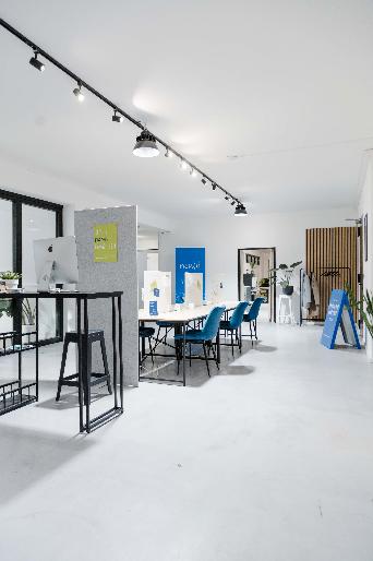 Thumbnail-Arbeitsplätze im Coworkingspace flexibel Mietbar - All-in-Miete